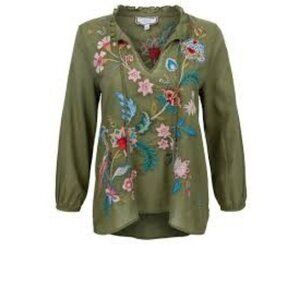 J-82. Johnny Was Field Blouse Malaya Moss Small